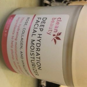 Clean Beauty Deep hydration Facial moisturizer